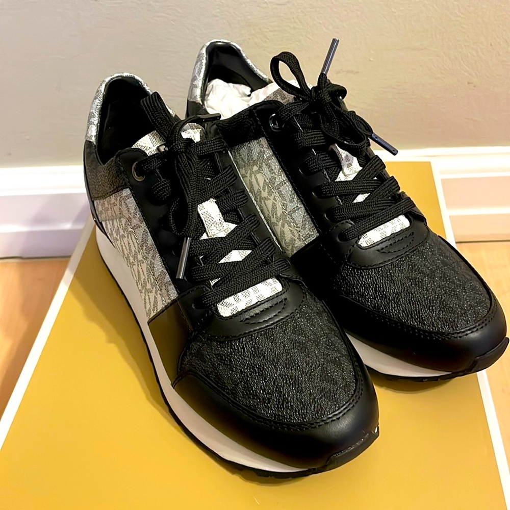 Michael Kors Billie Trainer Sneakers